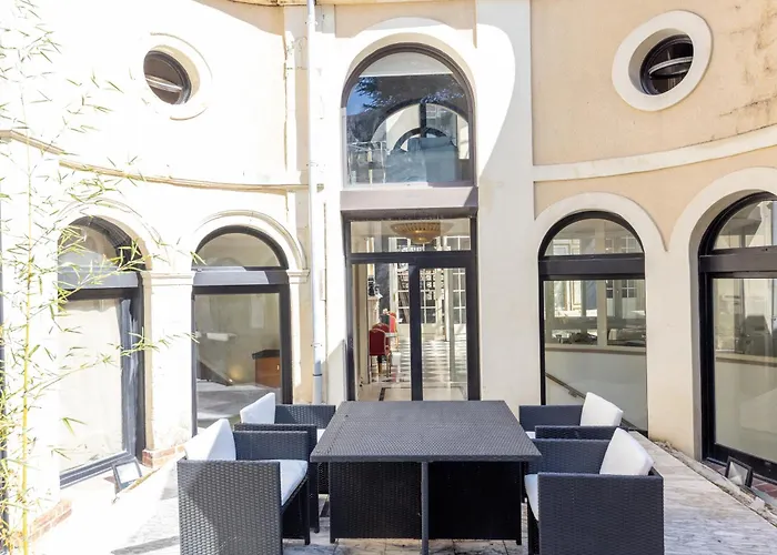 Hotel Palazzo Di Acqua à Le Mans
